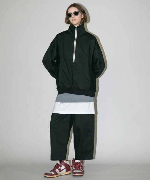 my beautiful landlet(マイビューティフルランドレット)の「【my beautiful landlet】COTTON & POLYESTER × SWEAT HALF ZIP(その他トップス・メンズ・ブラック/グリーン/キナリ・1/0)」の13枚目の写真