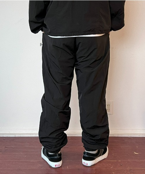 MAGIC NUMBER（マジック ナンバー）の「【MAGIC NUMBER】RETRO NYLON TRACK PANTS（その他パンツ・メンズ・ブラック/グレー・LARGE/X-LARGE/MEDIUM）」の5枚目の写真