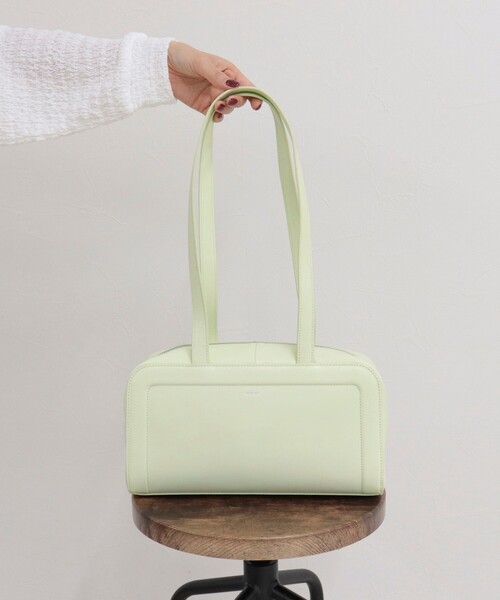 fredy emue（フレディエミュ）の「【BEAURE/ビュレ】ロングハンドルボックスボストンバッグ（ショルダーバッグ・レディース・ミント/ブラック・FREE）」の16枚目の写真