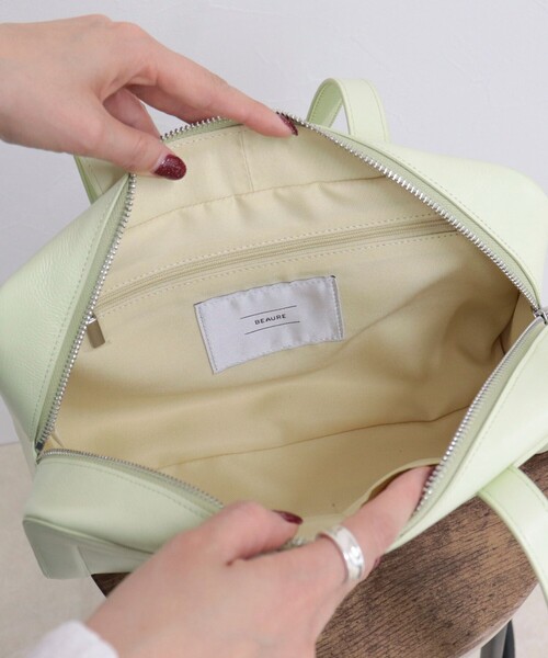 fredy emue（フレディエミュ）の「【BEAURE/ビュレ】ロングハンドルボックスボストンバッグ（ショルダーバッグ・レディース・ミント/ブラック・FREE）」の17枚目の写真