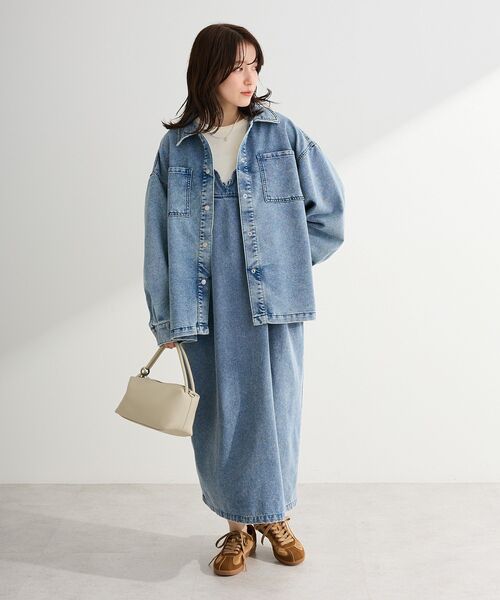 Green　Parks（グリーンパークス）の「デニムキャミワンピース（ワンピース・レディース・インディゴブルー/ブラック・FREE）」の6枚目の写真