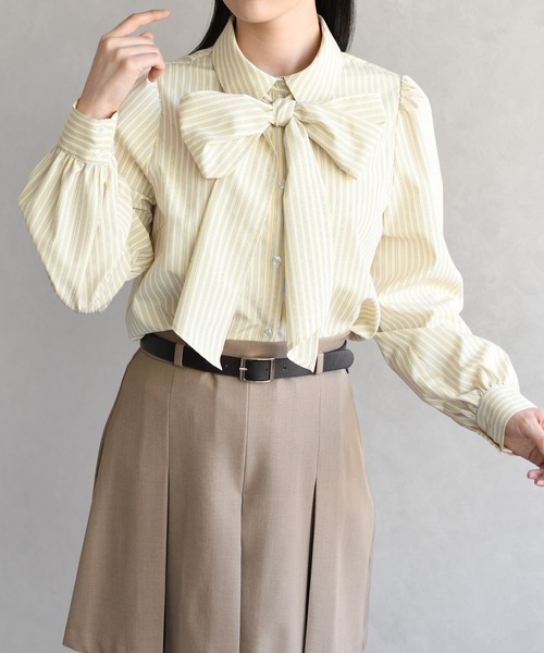 31 Sons de mode（トランテアン　ソン　ドゥ　モード）の「2026春夏新作 ボウタイ衿シャツブラウス（シャツ/ブラウス・レディース・イエロー/オフホワイト/ブルー・ﾌﾘ-）」の11枚目の写真