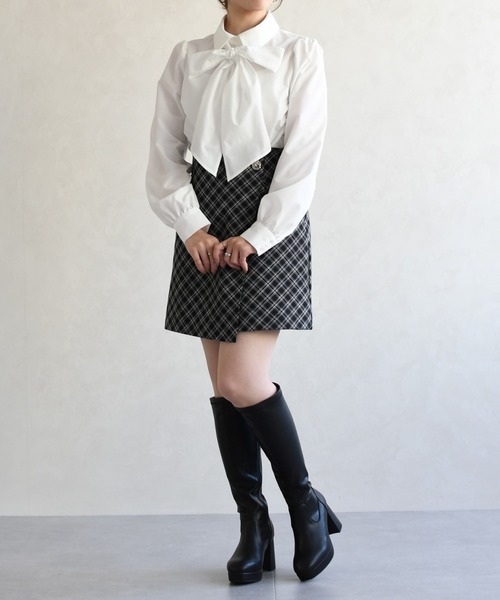 31 Sons de mode（トランテアン　ソン　ドゥ　モード）の「2026春夏新作 ボウタイ衿シャツブラウス（シャツ/ブラウス・レディース・イエロー/オフホワイト/ブルー・ﾌﾘ-）」の15枚目の写真