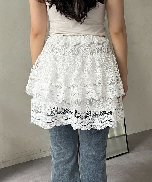 prose verse（プロズヴェール）の「フラワーレースレイヤードミニスカート（スカート・レディース・オフホワイト・MEDIUM/LARGE）」の3枚目の写真