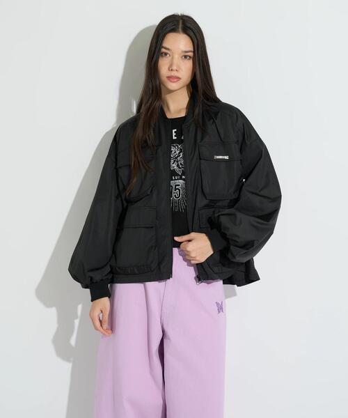 anna sui nyc(アナ スイ エヌ ワイ シー)の「anna sui nyc/アナ スイ エヌワイシー/3WAYロングベストブルゾン(ブルゾン・レディース・ブラック/ピンク・F)」の4枚目の写真
