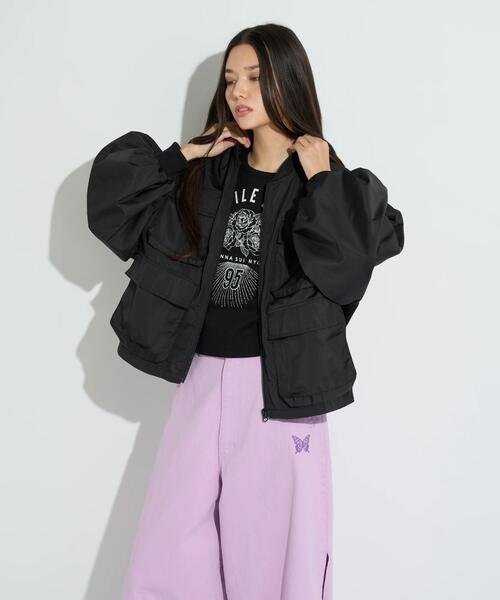 anna sui nyc(アナ スイ エヌ ワイ シー)の「anna sui nyc/アナ スイ エヌワイシー/3WAYロングベストブルゾン(ブルゾン・レディース・ブラック/ピンク・F)」の5枚目の写真