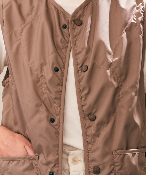 LAVENHAM(ラベンハム)の「Unwadded Cocoon Thornham Womens / アンワディッド コクーン ソーンハム ウィメンズ(ベスト・レディース・ダークブラック/ベージュ系その他5/ナチュラル・6/8/12/14/10)」の13枚目の写真