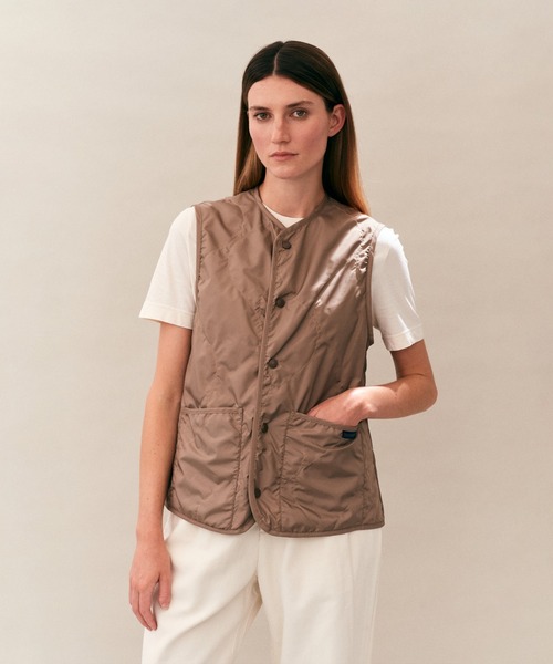 LAVENHAM(ラベンハム)の「Unwadded Cocoon Thornham Womens / アンワディッド コクーン ソーンハム ウィメンズ(ベスト・レディース・ダークブラック/ベージュ系その他5/ナチュラル・6/8/12/14/10)」の7枚目の写真