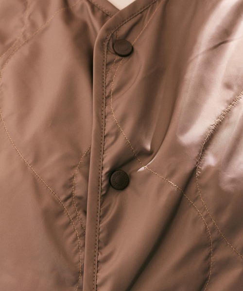 LAVENHAM(ラベンハム)の「Unwadded Cocoon Thornham Womens / アンワディッド コクーン ソーンハム ウィメンズ(ベスト・レディース・ダークブラック/ベージュ系その他5/ナチュラル・6/8/12/14/10)」の12枚目の写真