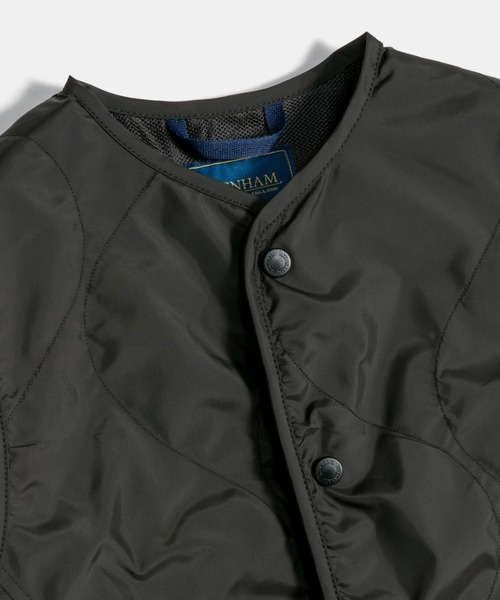 LAVENHAM(ラベンハム)の「Unwadded Cocoon Thornham Womens / アンワディッド コクーン ソーンハム ウィメンズ(ベスト・レディース・ダークブラック/ベージュ系その他5/ナチュラル・6/8/12/14/10)」の22枚目の写真