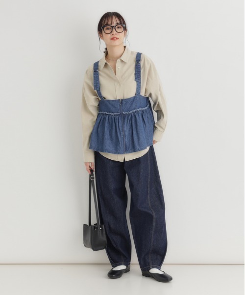 Right-on（ライトオン）の「【HONEYSUCKLE ROSE】2WAYデニムZIPキャミソール (調整可能 / 女性らしさ / レイヤード / カジュアルスタイル)（その他トップス・レディース・ブラック/ダークインディゴブルー・M/L）」の3枚目の写真