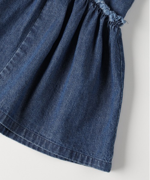 Right-on（ライトオン）の「【HONEYSUCKLE ROSE】2WAYデニムZIPキャミソール (調整可能 / 女性らしさ / レイヤード / カジュアルスタイル)（その他トップス・レディース・ブラック/ダークインディゴブルー・M/L）」の16枚目の写真