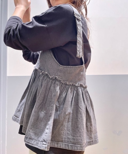 Right-on（ライトオン）の「【HONEYSUCKLE ROSE】2WAYデニムZIPキャミソール (調整可能 / 女性らしさ / レイヤード / カジュアルスタイル)（その他トップス・レディース・ブラック/ダークインディゴブルー・M/L）」の19枚目の写真