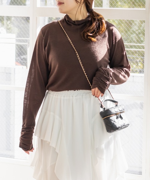 CLETTE(クレット)の「CLETTEオリジナルシルク混バックリボンハイネックシアーニット(ニット/セーター・レディース・ブラック/ホワイト/ブラウン・LL/3L/4L)」の13枚目の写真