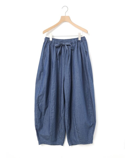 MidiUmi(ミディウミ)の「MidiUmi デニムコクーンイージーパンツ(その他パンツ・レディース・キナリ/ライトブルー/ネイビー・FREE)」の9枚目の写真
