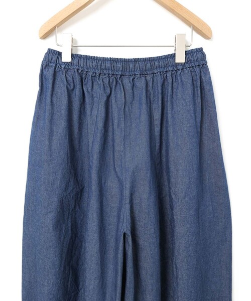 MidiUmi(ミディウミ)の「MidiUmi デニムコクーンイージーパンツ(その他パンツ・レディース・キナリ/ライトブルー/ネイビー・FREE)」の8枚目の写真