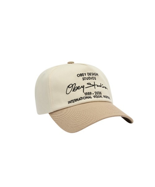 OBEY（オベイ）の「OBEY DESIGN STUDIO 5 PANEL STRAPBACK（オベイ デザイン スタジオ 5パネル ストラップバック）（キャップ・メンズ・ベージュ系/グリーン系/ブラック・ONE SIZE）」の2枚目の写真
