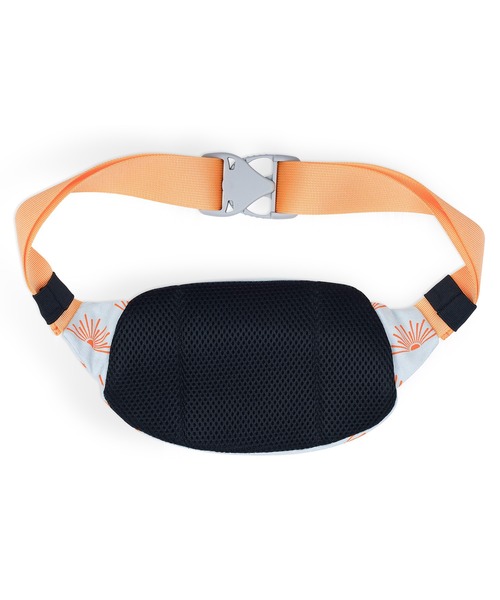 KAVU(カブー)の「KAVU/カブー Canvas Spectator/キャンバススペクテーター(ボディバッグ/ウエストポーチ・レディース・C/B/A・FREE)」の4枚目の写真