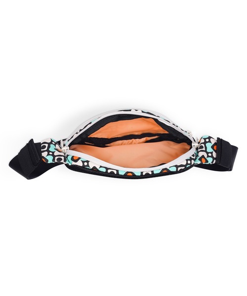 KAVU(カブー)の「KAVU/カブー Canvas Spectator/キャンバススペクテーター(ボディバッグ/ウエストポーチ・レディース・C/B/A・FREE)」の10枚目の写真