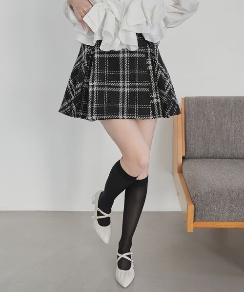 MAJESTIC LEGON（マジェスティックレゴン）の「2WAYリボンキラキラヒールパンプス（パンプス・レディース・ブラック/アイボリー・SMALL/X-LARGE/LARGE/MEDIUM）」の4枚目の写真