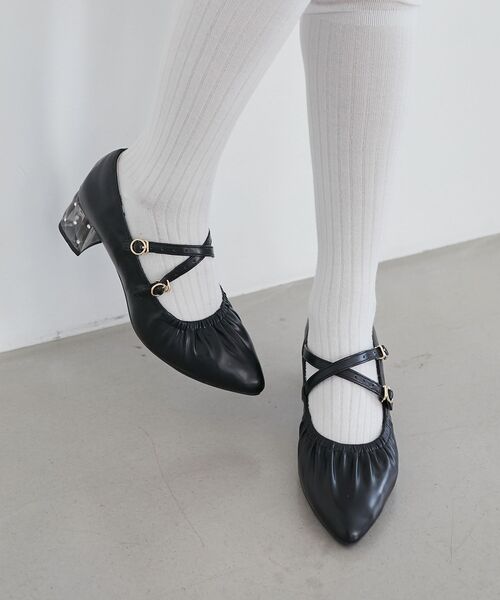 MAJESTIC LEGON（マジェスティックレゴン）の「2WAYリボンキラキラヒールパンプス（パンプス・レディース・ブラック/アイボリー・SMALL/X-LARGE/LARGE/MEDIUM）」の16枚目の写真