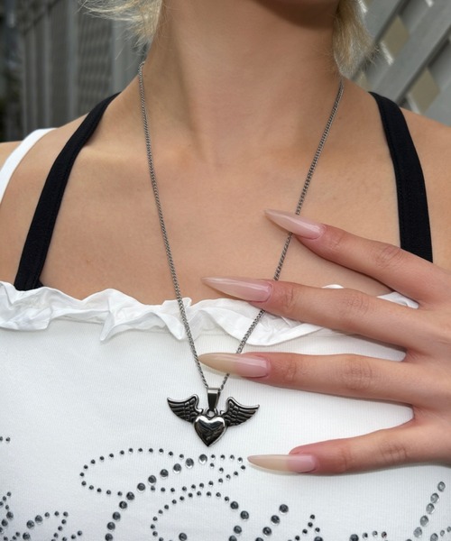 Never mind the XU(ネバーマインドザエックスユー)の「【Never mind the XU】heart wing necklace / 【ネバーマインド ザ エックスユー】ハートウィングネックレス(ネックレス・メンズ・シルバー・ONE SIZE)」の1枚目の写真