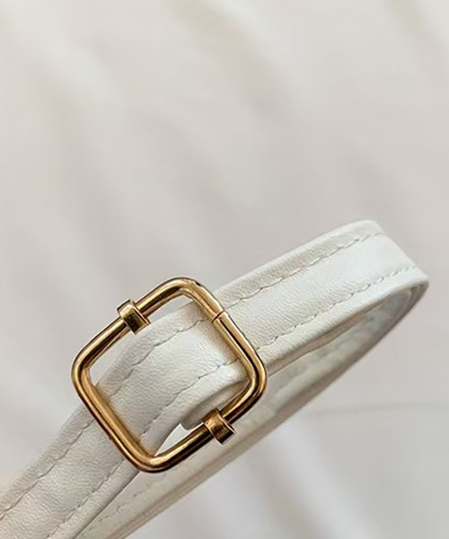 folka(フォルカ)の「2C70-NK PUレザー 2way フラップハンドバッグ(ハンドバッグ・レディース・ホワイト/ブラック・ONESIZE)」の3枚目の写真