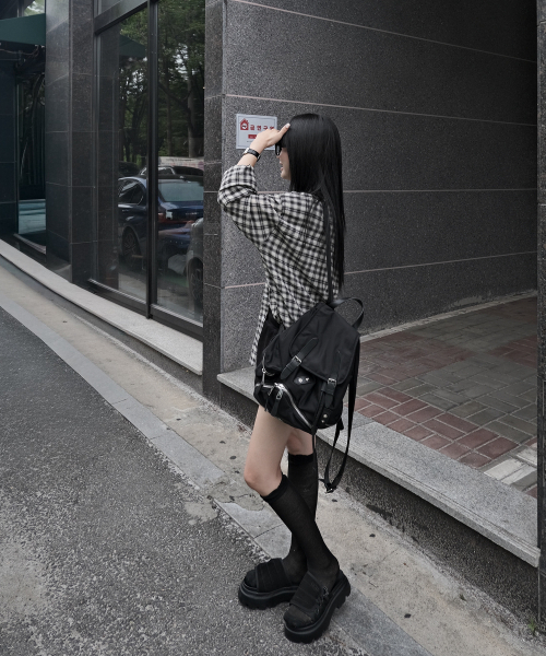 MOOVN(ムブン)の「サマーリンクルチェックシャツブラック(シャツ/ブラウス・メンズ・その他・LARGE/MEDIUM/SMALL)」の2枚目の写真
