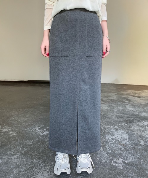 by LEGNA(バイレグナ)の「Iラインロングスカート(スカート・レディース・ダークグレー/アイボリー/ブラック・L-Short/M-Short/L-Regular/M-Regular)」の14枚目の写真