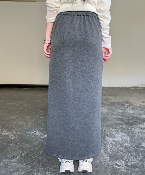 by LEGNA(バイレグナ)の「Iラインロングスカート(スカート・レディース・ダークグレー/アイボリー/ブラック・L-Short/M-Short/L-Regular/M-Regular)」の15枚目の写真