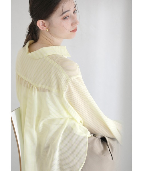 La TOTALITE（ラトータリテ）の「【洗える】ストライプシアーギャザーシャツ（シャツ/ブラウス・レディース・サックスブルー/ホワイト/イエロー・FREE）」の3枚目の写真