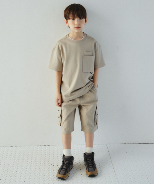 MUSINSA STANDARD KIDS（ムシンサスタンダードキッズ）の「[シティレジャー] オーバーサイズグラシスパケットTシャツ [グレイッシュベージュ]（Tシャツ/カットソー・レディース・その他・110/120/130/140/150/160）」の2枚目の写真