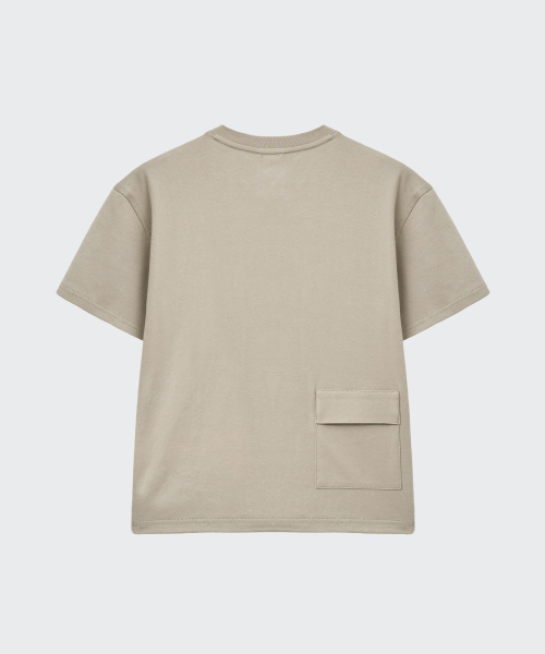MUSINSA STANDARD KIDS（ムシンサスタンダードキッズ）の「[シティレジャー] オーバーサイズグラシスパケットTシャツ [グレイッシュベージュ]（Tシャツ/カットソー・レディース・その他・110/120/130/140/150/160）」の5枚目の写真