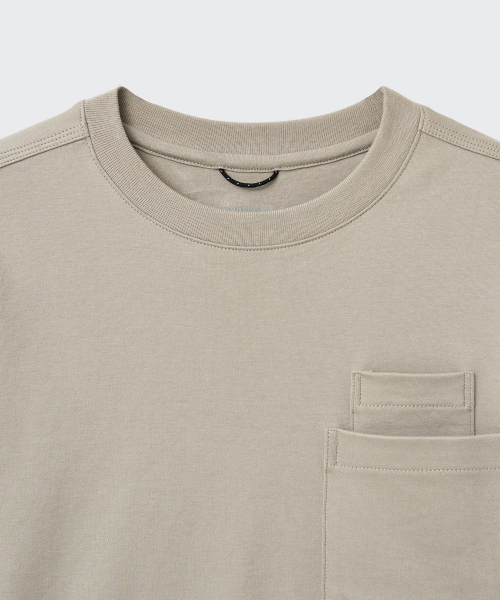 MUSINSA STANDARD KIDS（ムシンサスタンダードキッズ）の「[シティレジャー] オーバーサイズグラシスパケットTシャツ [グレイッシュベージュ]（Tシャツ/カットソー・レディース・その他・110/120/130/140/150/160）」の6枚目の写真