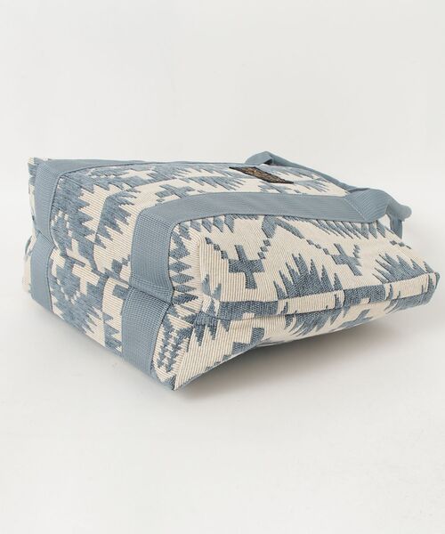 PENDLETON(ペンドルトン)の「【PE3】【PENDLETON/ペンドルトン】GOBELINS MINI TOTE BAG Native Pattern Mini Tote PDT-000-261008(トートバッグ・メンズ・ブルー/ブラック・FREE)」の4枚目の写真