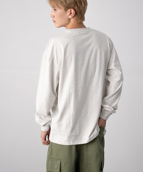 En serio TOKYO(エンソリオトーキョー)の「【SIDEWAYSTANCE】刺しゅうダウナーベア長袖Tシャツ SIDE24-038(Tシャツ/カットソー・メンズ・ホワイト/ブラック・X-LARGE/SMALL/LARGE)」の11枚目の写真