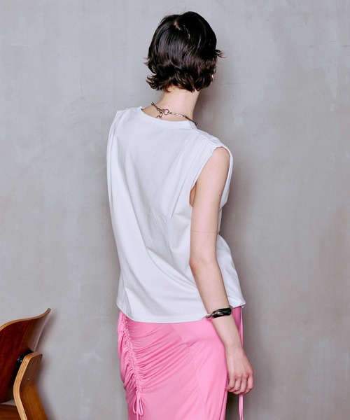 MAISON SPECIAL(メゾンスペシャル)の「Tuck Print Top/タックプリントトップ(Tシャツ/カットソー・レディース・ブラウン/チャコールグレー/アイボリー・FREE)」の7枚目の写真