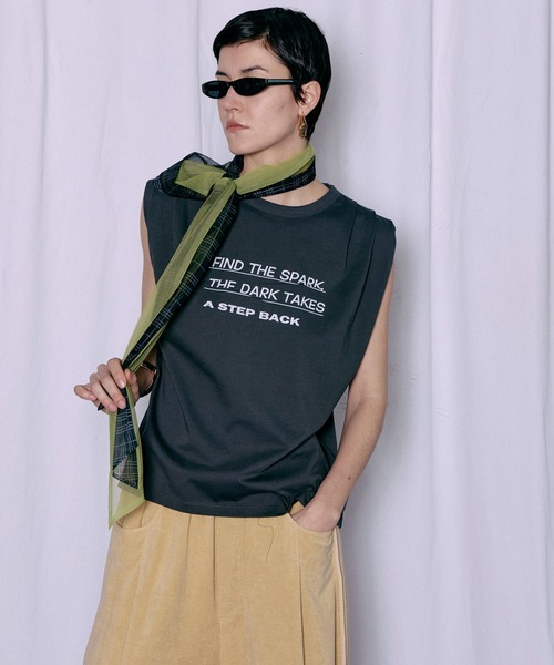 MAISON SPECIAL(メゾンスペシャル)の「Tuck Print Top/タックプリントトップ(Tシャツ/カットソー・レディース・ブラウン/チャコールグレー/アイボリー・FREE)」の13枚目の写真