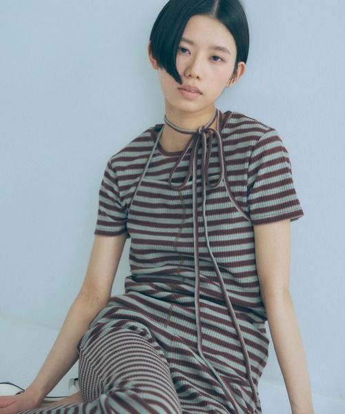 EN NEUME(エンノイム)の「Rib Cami Layered Tops(Tシャツ/カットソー・レディース・マルチ/アイボリー/ネイビー・FREE)」の1枚目の写真