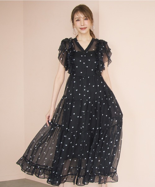 Audie a Muses(オーディアミューズ)の「【モデル美香×Audie a Muses】ハートプリントティアードワンピース(ワンピース・レディース・ベージュ/ブラック・38/40/42)」の6枚目の写真