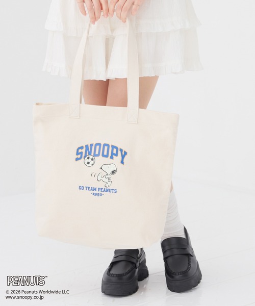 Honeys(ハニーズ)の「スヌーピー/トート(トートバッグ・レディース・ホワイト×ブルー/キナリ/スミクロ/ブルー系1/ピンク・FREE)」の17枚目の写真