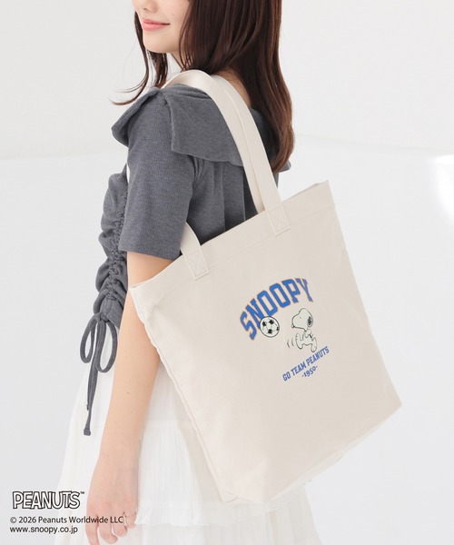 Honeys(ハニーズ)の「スヌーピー/トート(トートバッグ・レディース・ホワイト×ブルー/キナリ/スミクロ/ブルー系1/ピンク・FREE)」の18枚目の写真