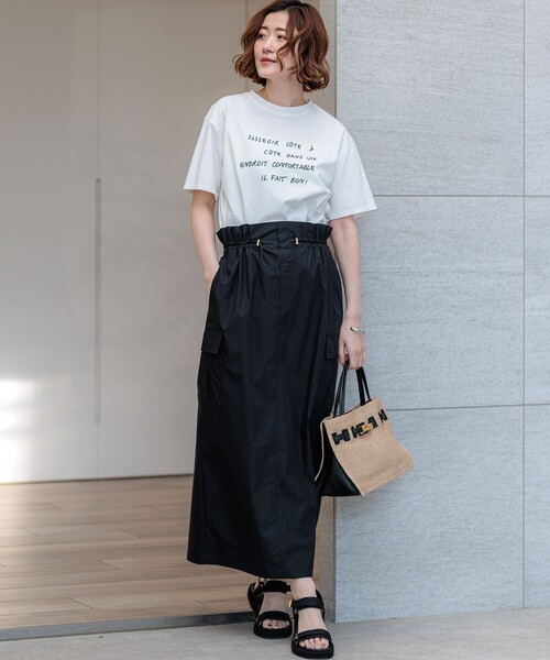 23区(ニジュウサンク)の「リラクシーシルエット メッセージ ロゴTシャツ(Tシャツ/カットソー・レディース・ホワイト系/ライトイエロー系/グレー系・38)」の10枚目の写真