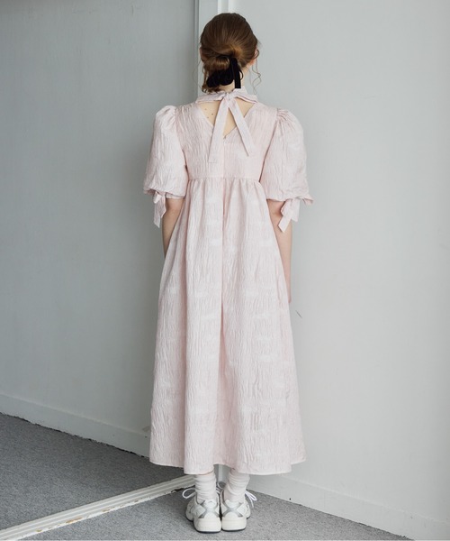 etre loin(エトルワン)の「リボンジャガードボリュームワンピース / Ribbon jacquard volume dress(ドレス・レディース・ホワイト/ピンク/ブラック・M)」の16枚目の写真