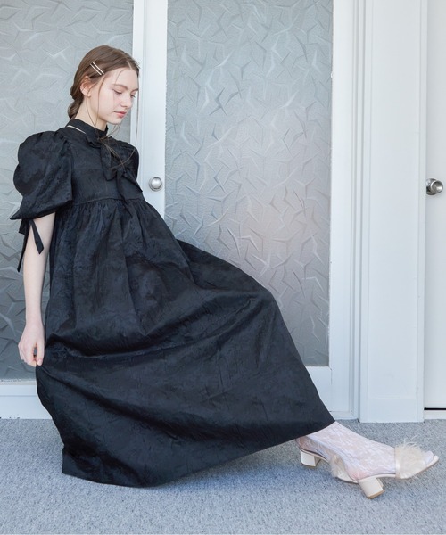 etre loin(エトルワン)の「リボンジャガードボリュームワンピース / Ribbon jacquard volume dress(ドレス・レディース・ホワイト/ピンク/ブラック・M)」の12枚目の写真