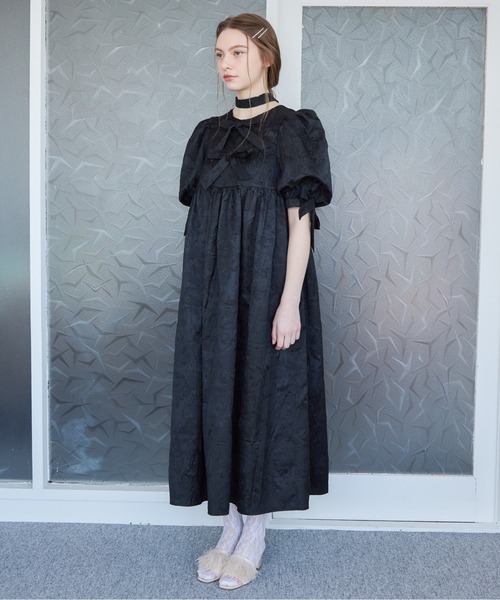 etre loin(エトルワン)の「リボンジャガードボリュームワンピース / Ribbon jacquard volume dress(ドレス・レディース・ホワイト/ピンク/ブラック・M)」の5枚目の写真
