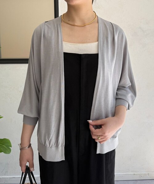 Jena espace merveilleux(ジェナ エスパスメルヴェイユ)の「【夏の羽織に/二の腕カバー】ドルマンカーディガン(ニット/セーター・レディース・ライトグレー/アイボリー/ブラック・FREE)」の1枚目の写真