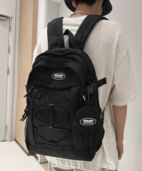 yuue' ( wear )(ユーイ)の「大容量ドローコードナイロンリュックサック/ミニポーチ付き/通勤通学/バックパック/ユニセックス(バックパック/リュック・レディース・アイボリー/ブラック・FREE)」の11枚目の写真