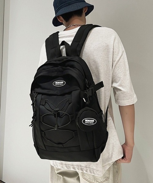 yuue' ( wear )(ユーイ)の「大容量ドローコードナイロンリュックサック/ミニポーチ付き/通勤通学/バックパック/ユニセックス(バックパック/リュック・レディース・アイボリー/ブラック・FREE)」の12枚目の写真