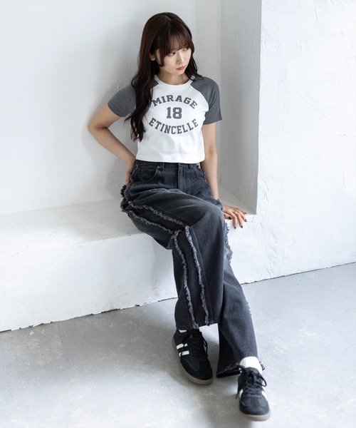 clear（クリア）の「ラグラン配色チビT［骨格ウェーブ/ショート丈/カジュアル］（Tシャツ/カットソー・レディース・ブラック/カーキ/グレー・F）」の7枚目の写真
